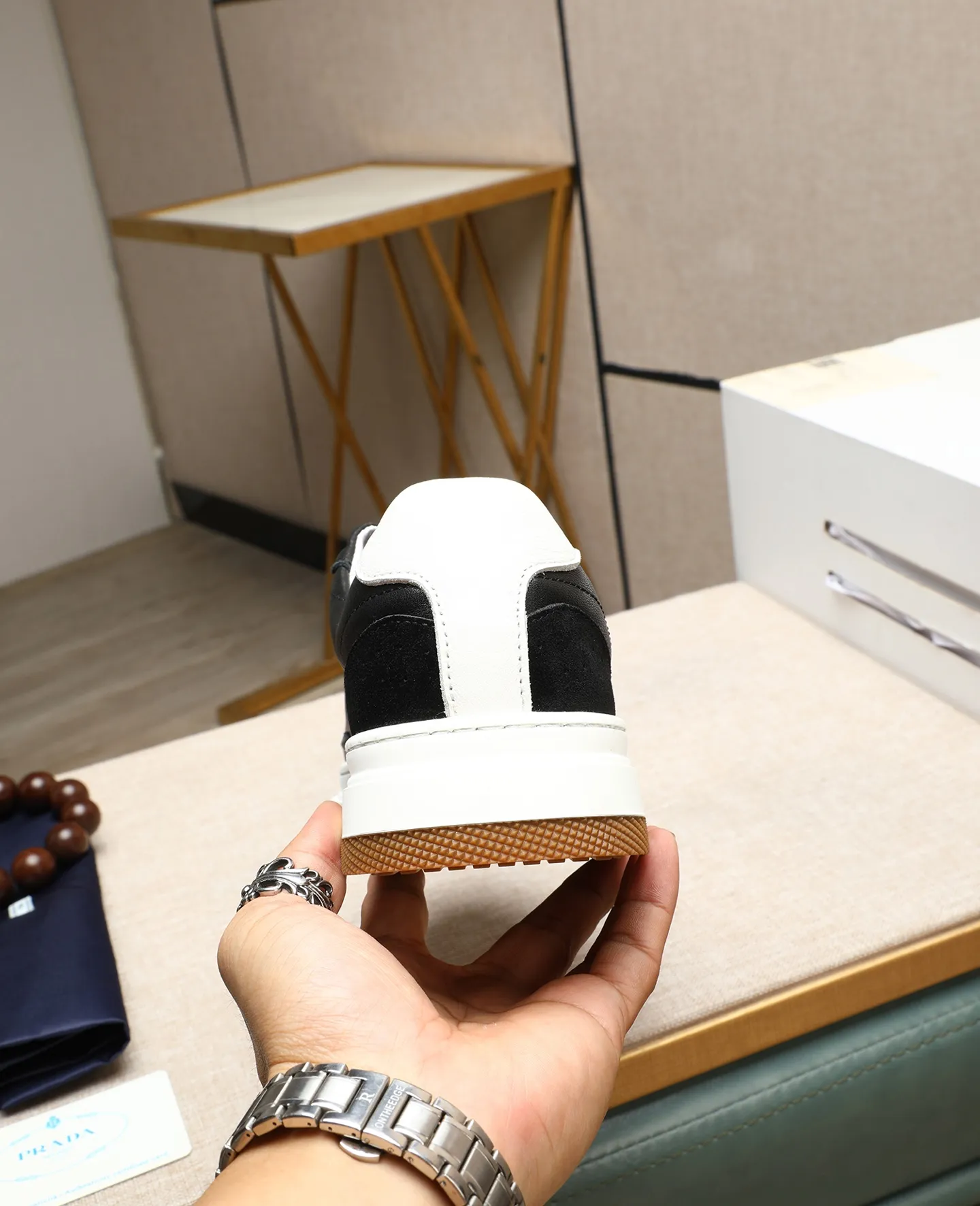 Men's shoes 💰440 🌹🌹[PRADA—Prada] 2025 latest model 🙈original replica! 👟👟👟Available here. The workmanship is top-notch. The upper is made from Italy. 🇮🇹Imported first-layer cowhide. ❗️Breathable genuine leather lining @Suitable for travel. The original version has an enlarged engraved sole, making it suitable for all kinds of travels, showing low-key luxury. Let quality speak for itself. Color: Size: 38-45